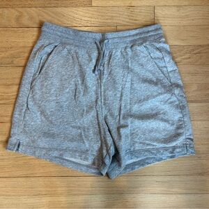 Old Navy Athletic Gray High Waisted Shorts | Size M